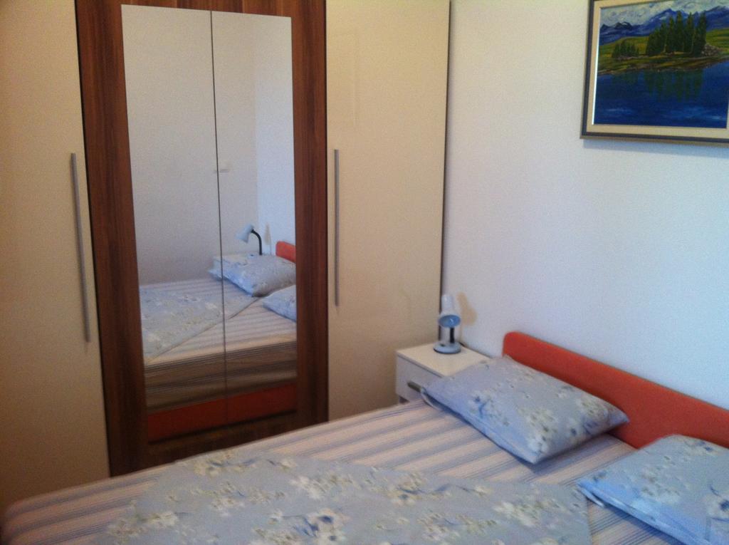 Apartment Nera Pula Phòng bức ảnh