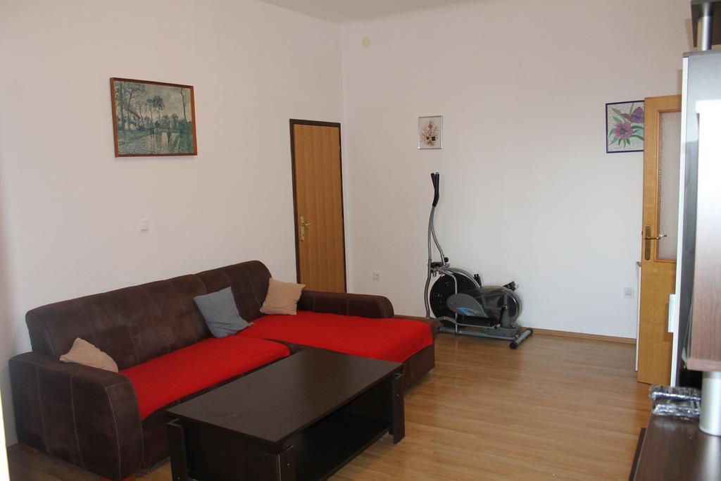 Apartment Nera Pula Ngoại thất bức ảnh